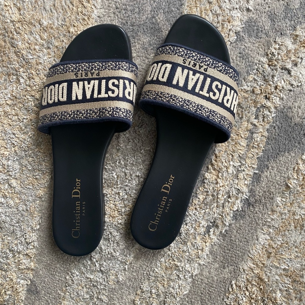 Dior DWAY slide